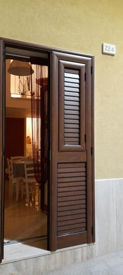 Via Roma 224 Hotel Polignano a Mare Exterior foto